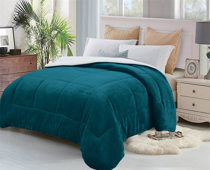 新品未使用】She Tokyo Betty Velvet Quilt 38 新品未使用】She Tokyo Betty Velvet Quilt 38